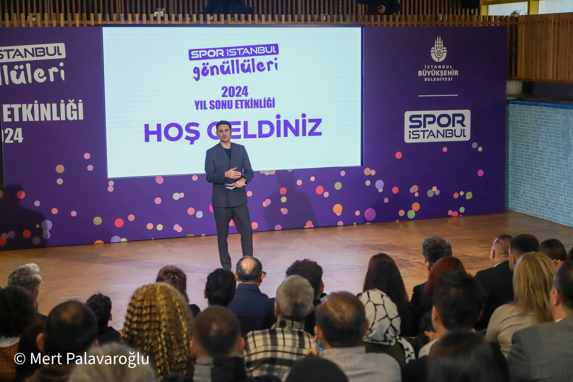 Mert Palavaroğlu Sahne 12 — Kurumsal Etkinlik Sunucusu, Showman